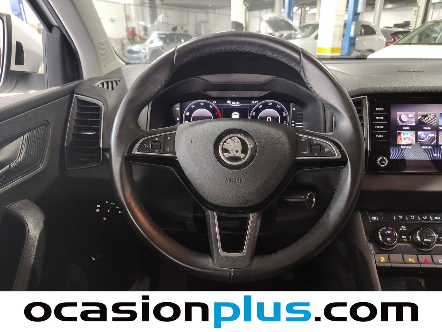 Foto Skoda Karoq Skoda Karoq 1.6 TDI Ambition  (115 CV)