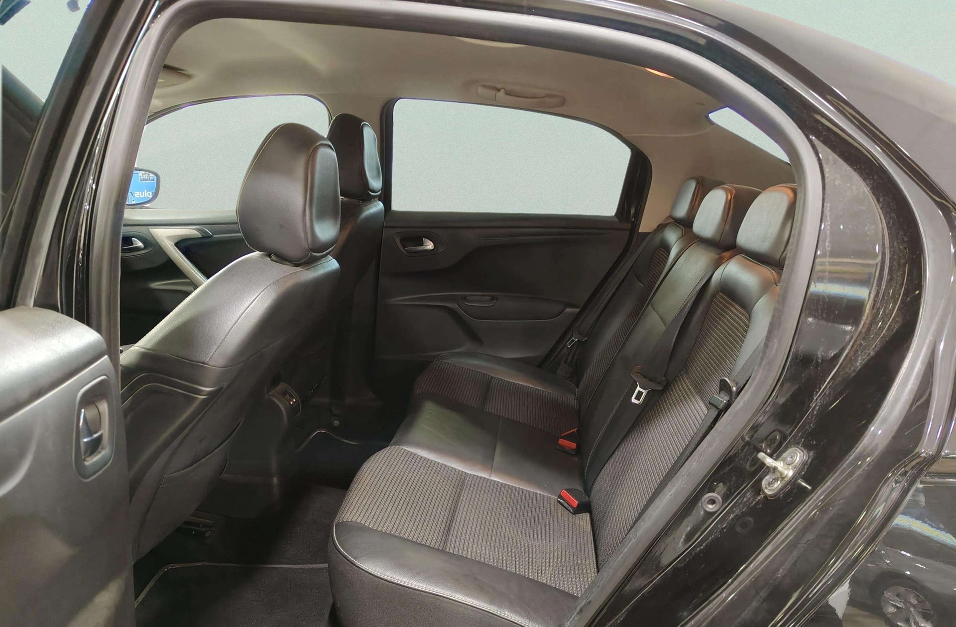 Citroën C-Elysée PureTech 82 Shine - foto 12