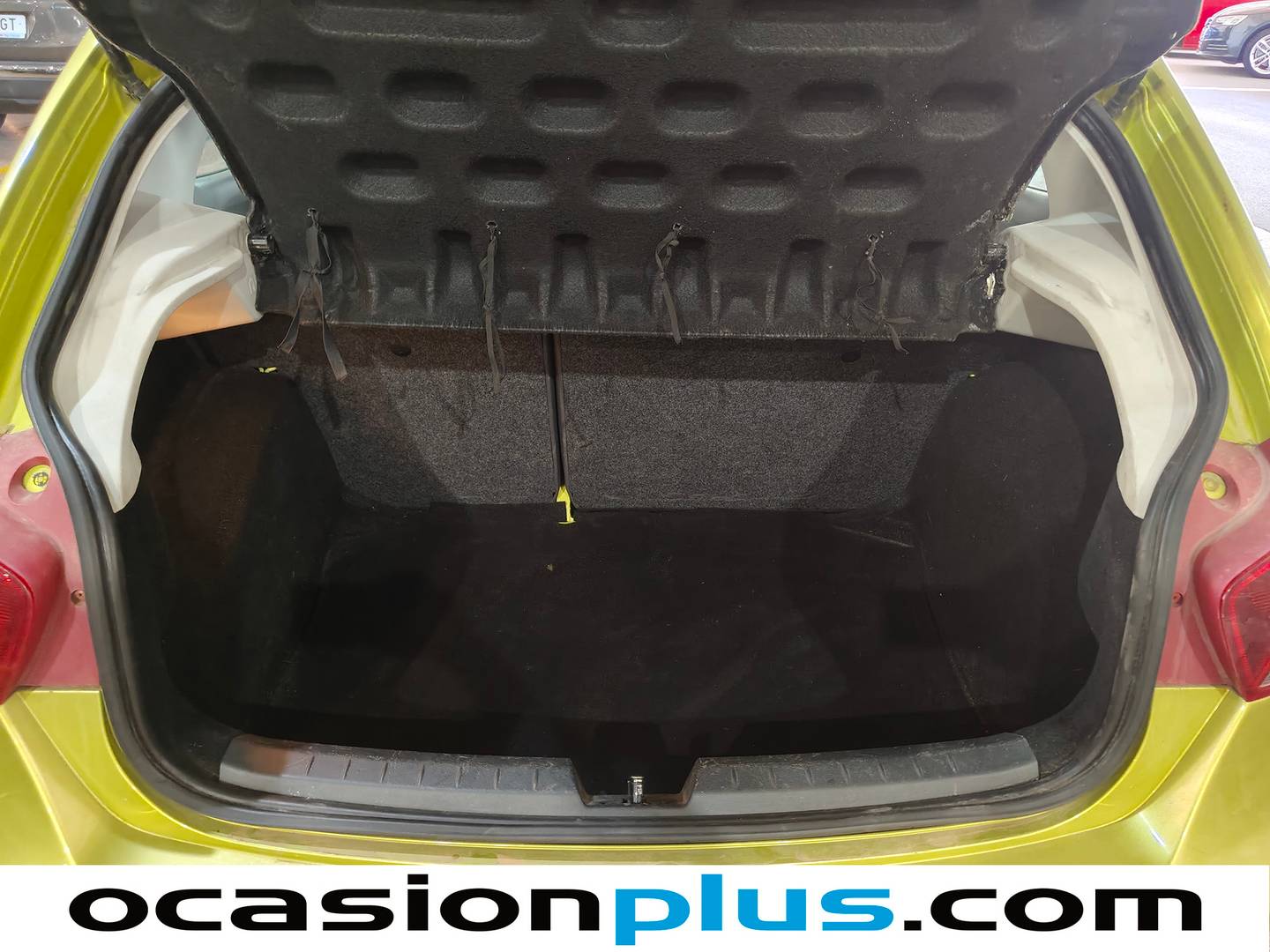 Fotos maletero Seat Ibiza Seat Ibiza 1.4 16v Reference (85 CV)