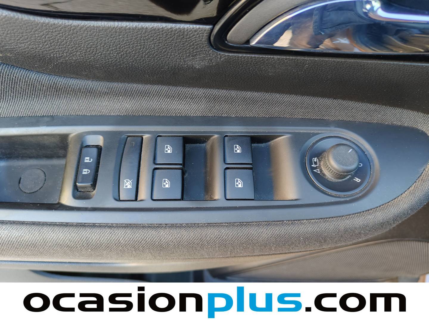 Foto Opel Mokka X Opel Mokka X 1.4 T S&S Selective 4x2 (140 CV)