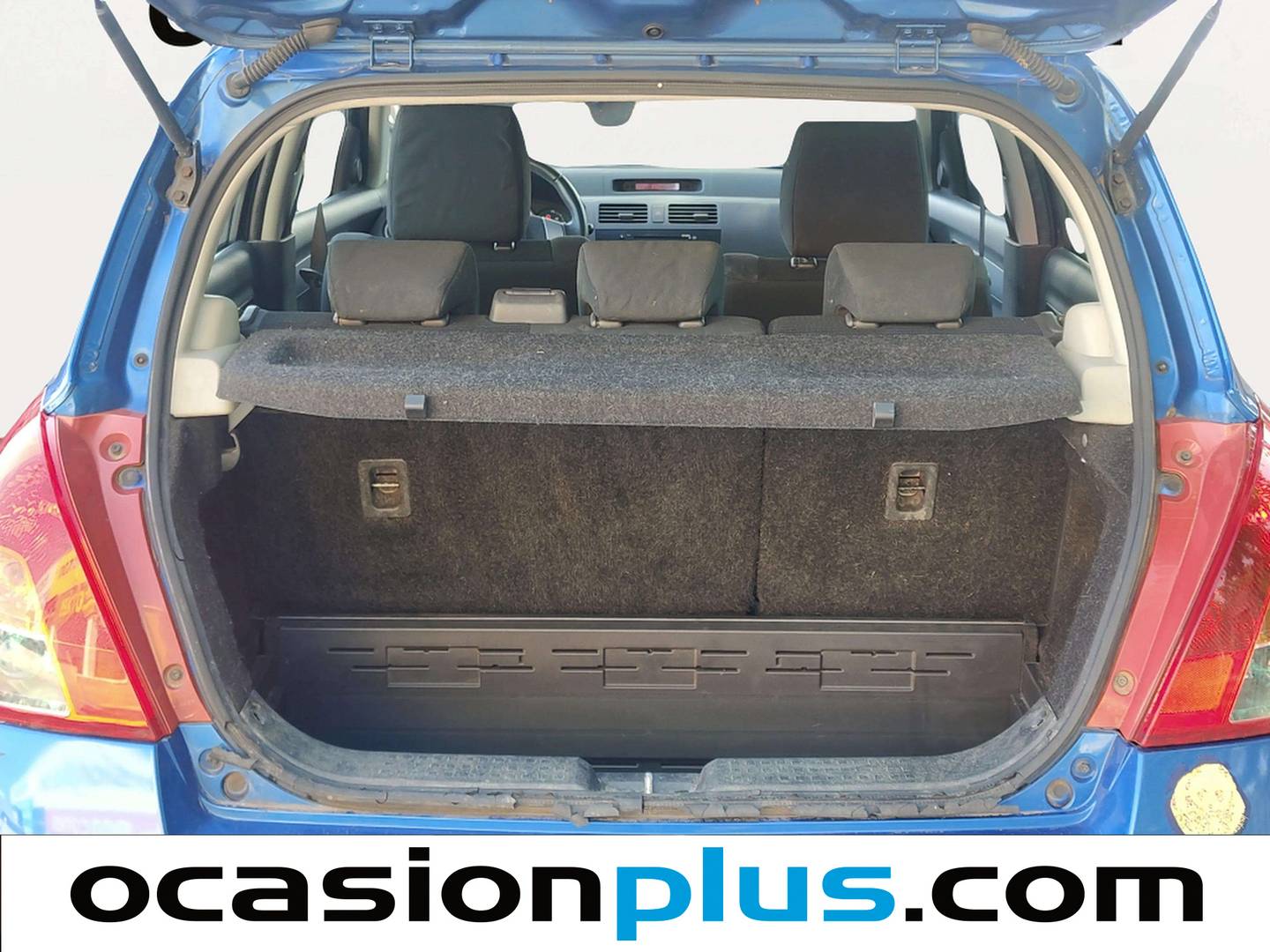 Fotos maletero Suzuki Swift Suzuki Swift 1.3 GL (92 CV)