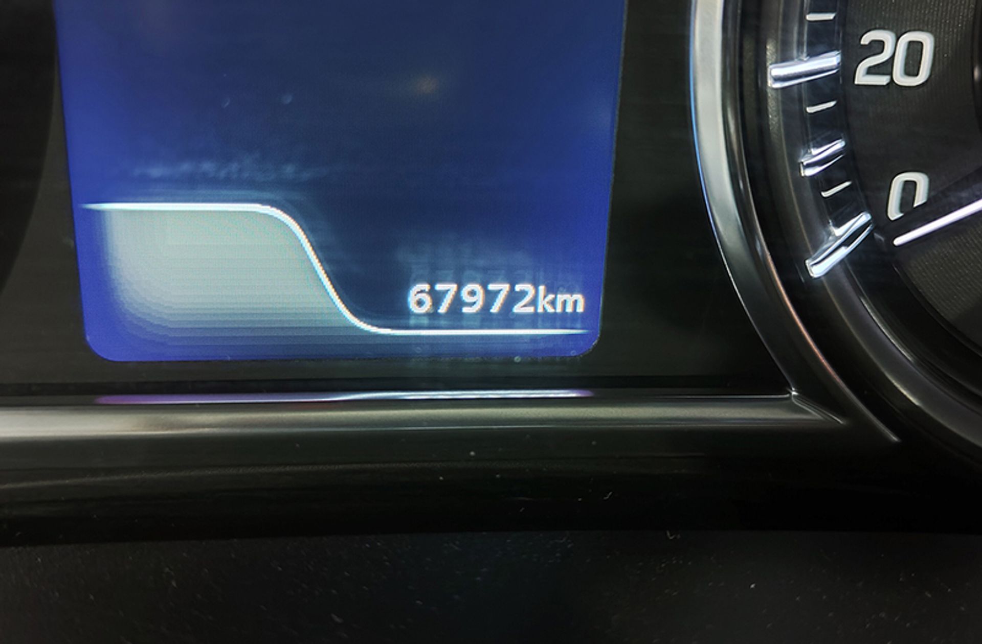 Suzuki Vitara 1.4 Turbo Mild Hybrid GLE - foto 9