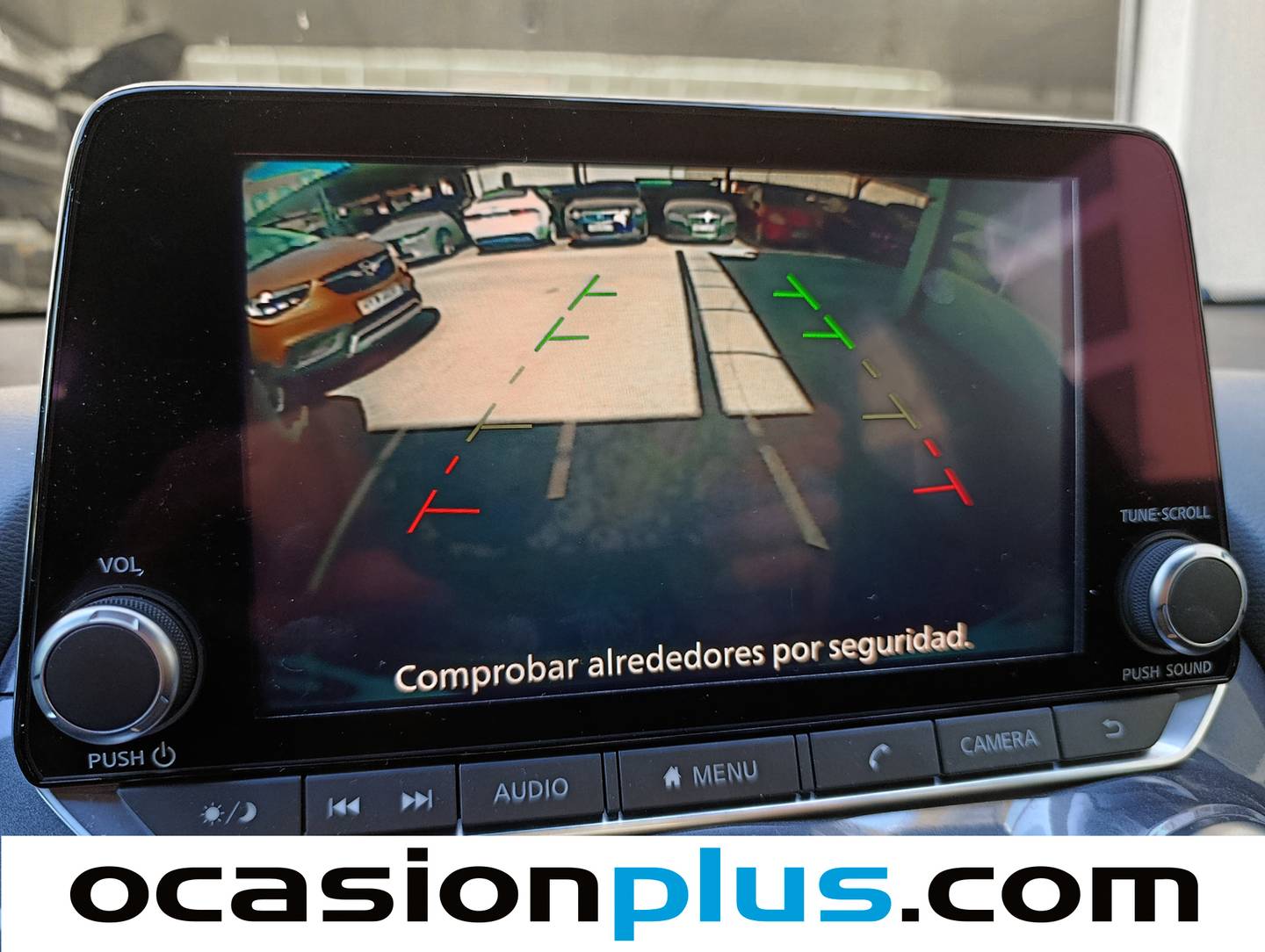 Equipamiento del Nissan JUKE Nissan Juke DIG-T N-Connecta 4x2 DCT (114 CV)