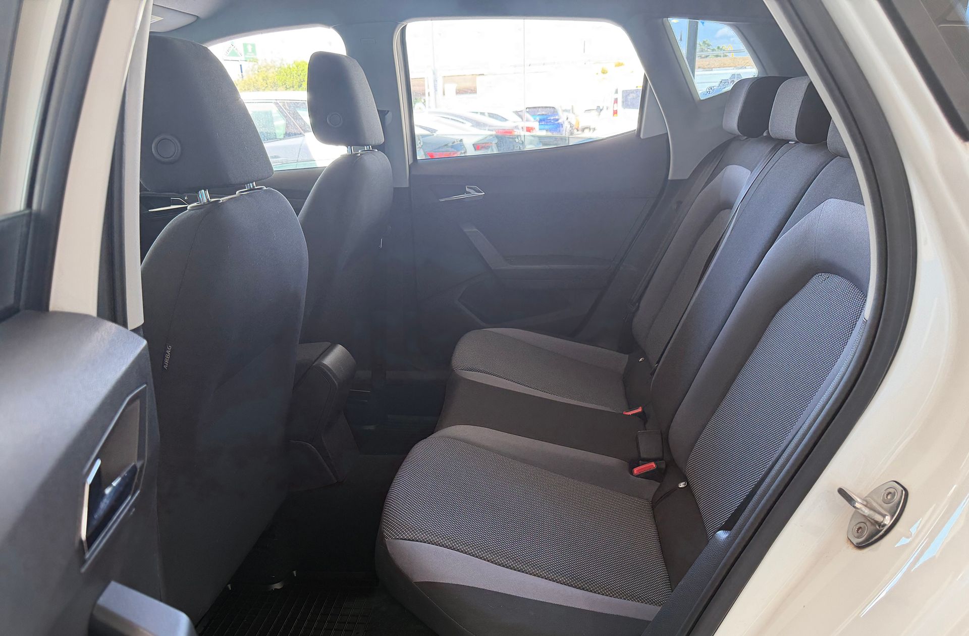 SEAT Arona 1.0 TSI Ecomotive Style - foto 13