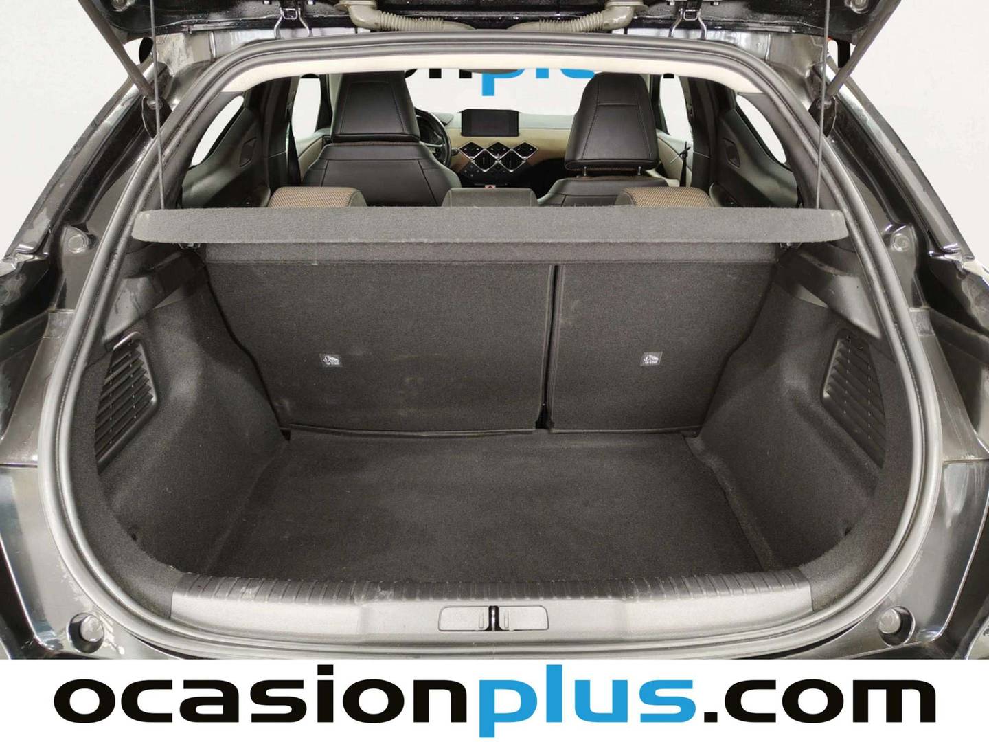 Fotos maletero DS DS 3 Crossback DS DS3 Crossback BlueHDi 100 So Chic (100 CV)