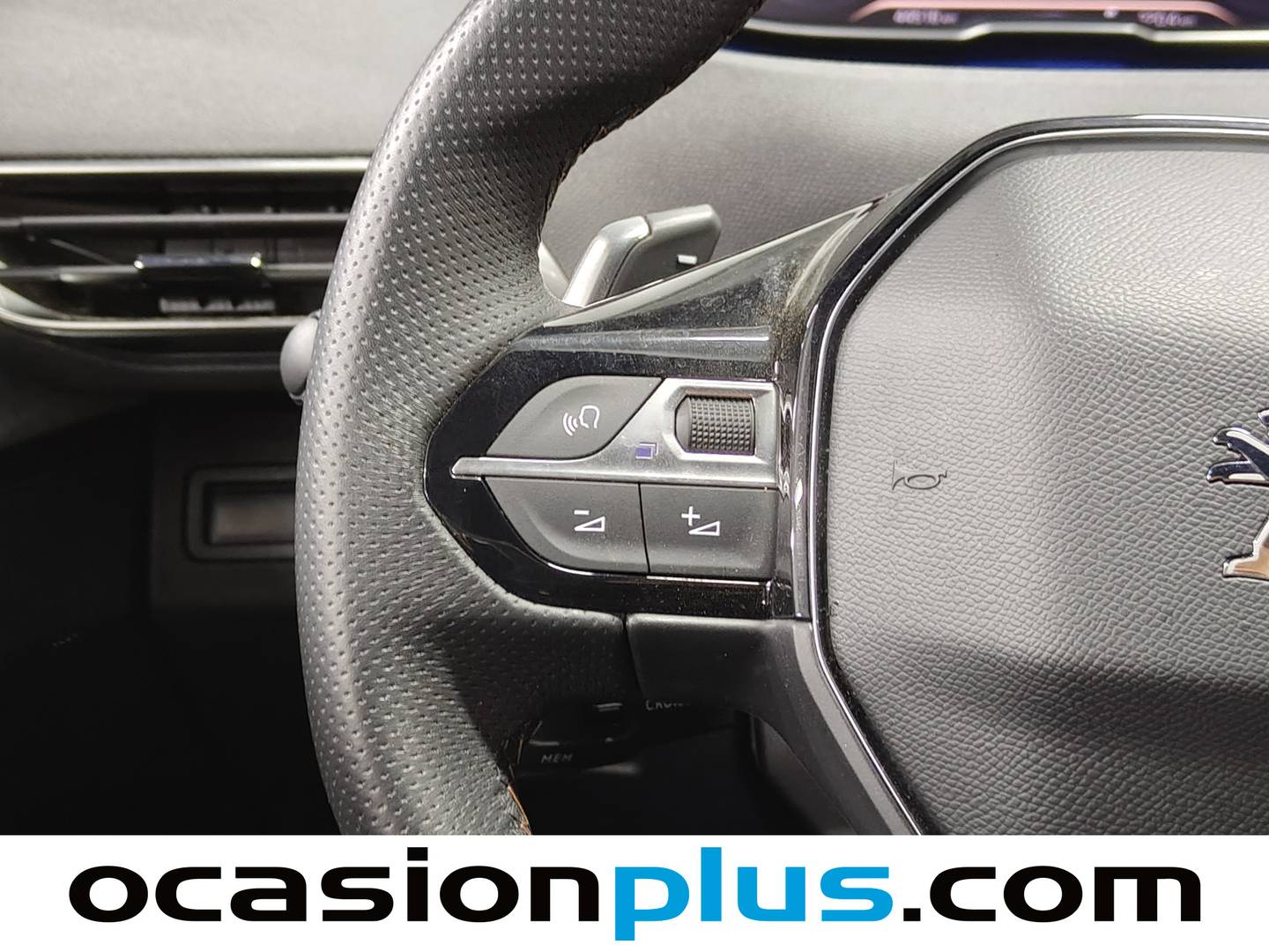 Foto Peugeot 3008 Peugeot 3008 PureTech 130 S&S GT EAT8 (130 CV)