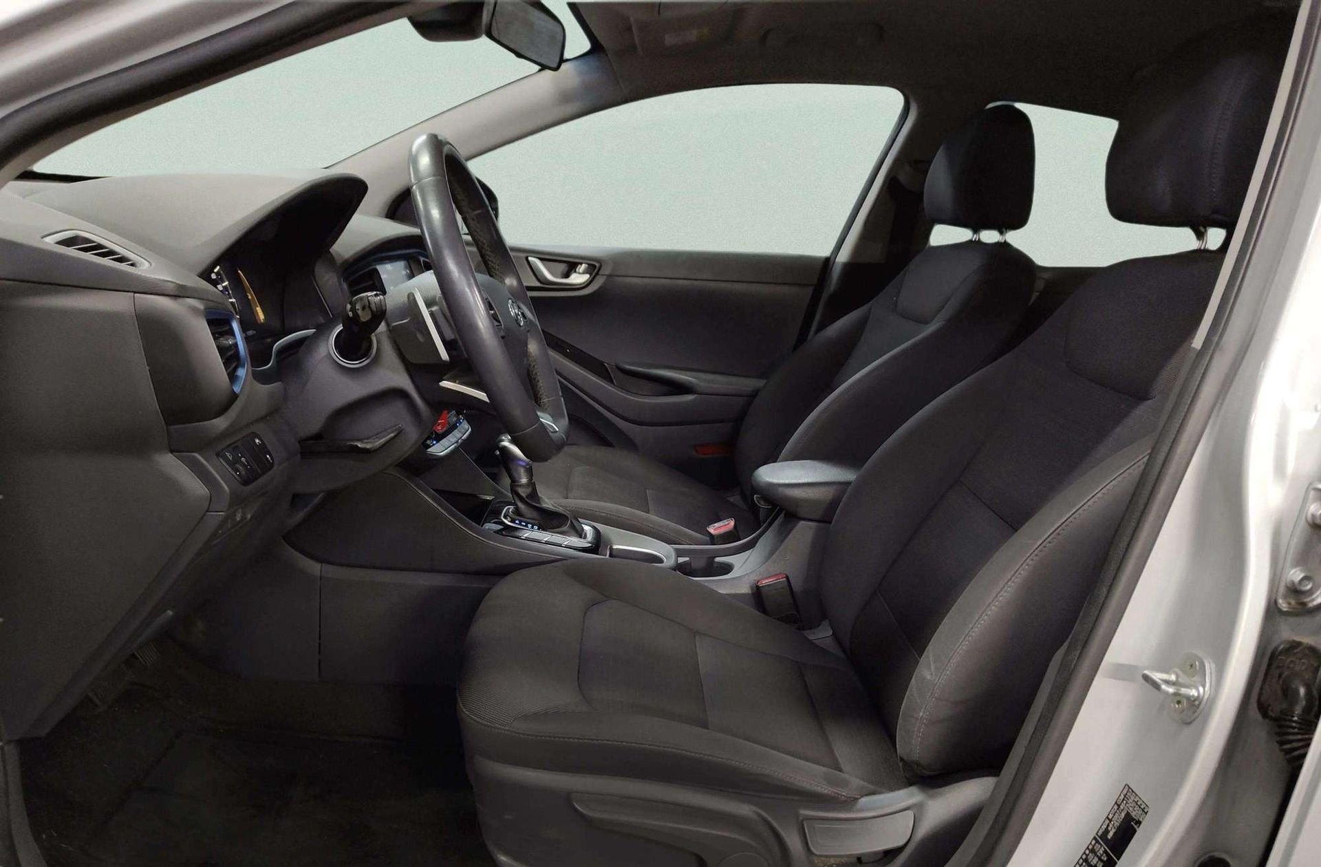 Hyundai Ioniq 1.6 GDI HEV Klass DT - foto 13