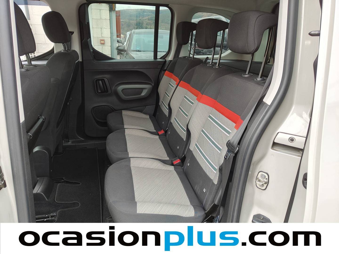 Foto asientos traseros Citroën Berlingo Citroen Berlingo BlueHDi 130 S&S Talla M Shine (130 CV)