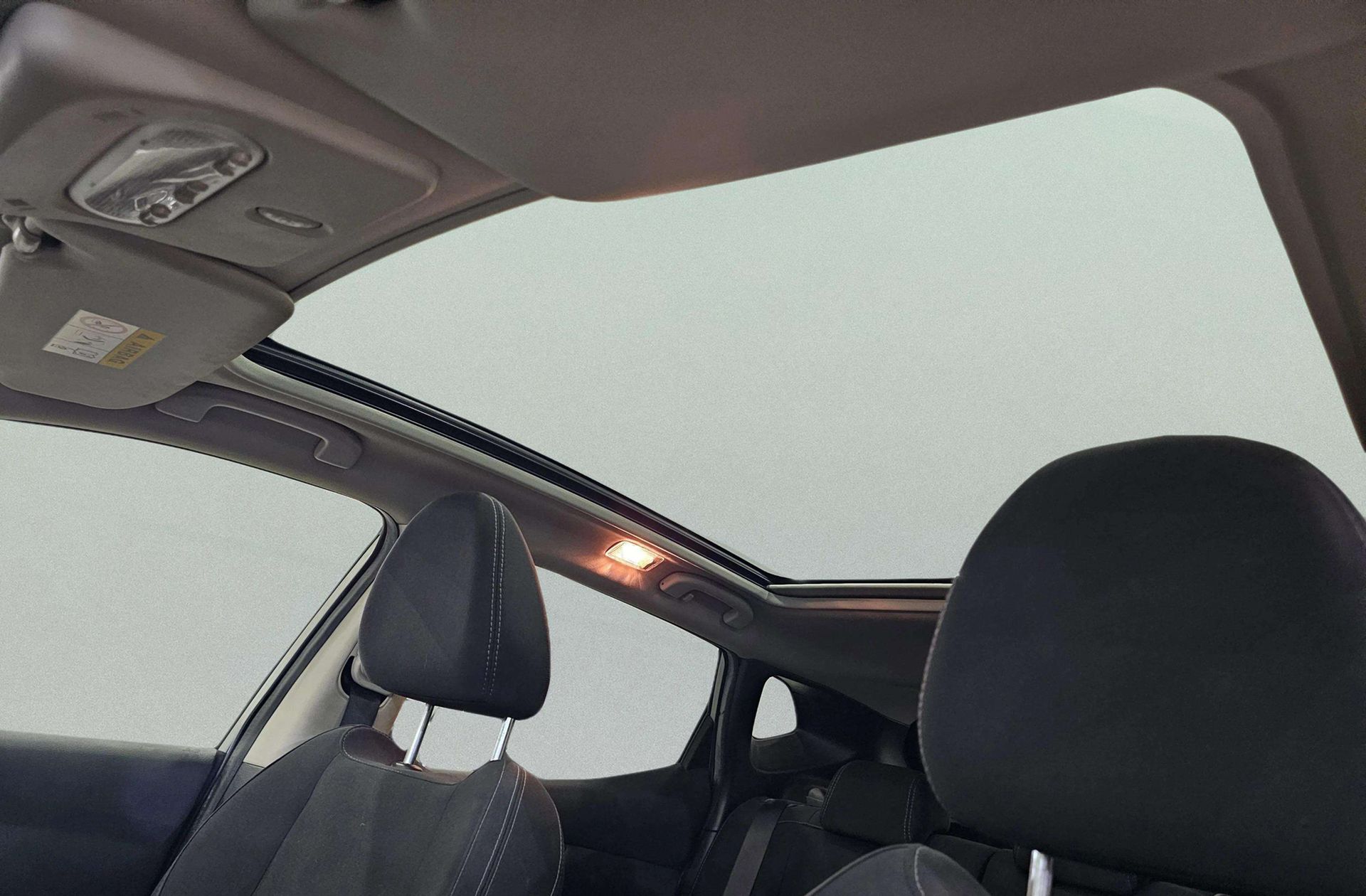 Nissan Qashqai DIG-T 115 N-Connecta - foto 6
