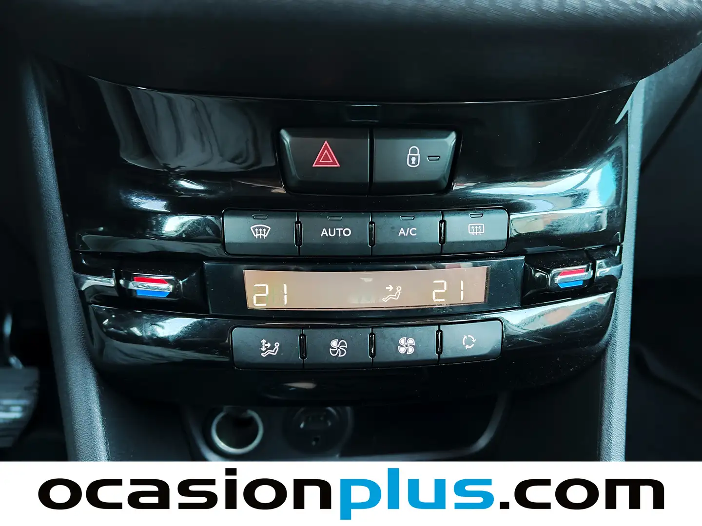 Foto Peugeot 2008 Peugeot 2008 BlueHDi 120 S&S Allure (120 CV)