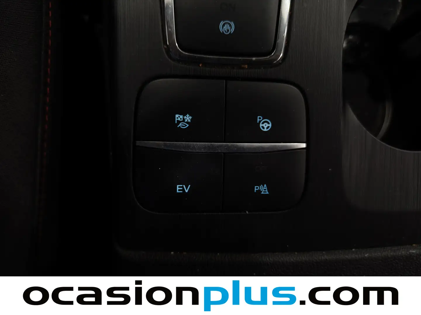 Foto Ford Kuga Ford Kuga 2.5 Duratec PHEV ST-Line Auto (225 CV)