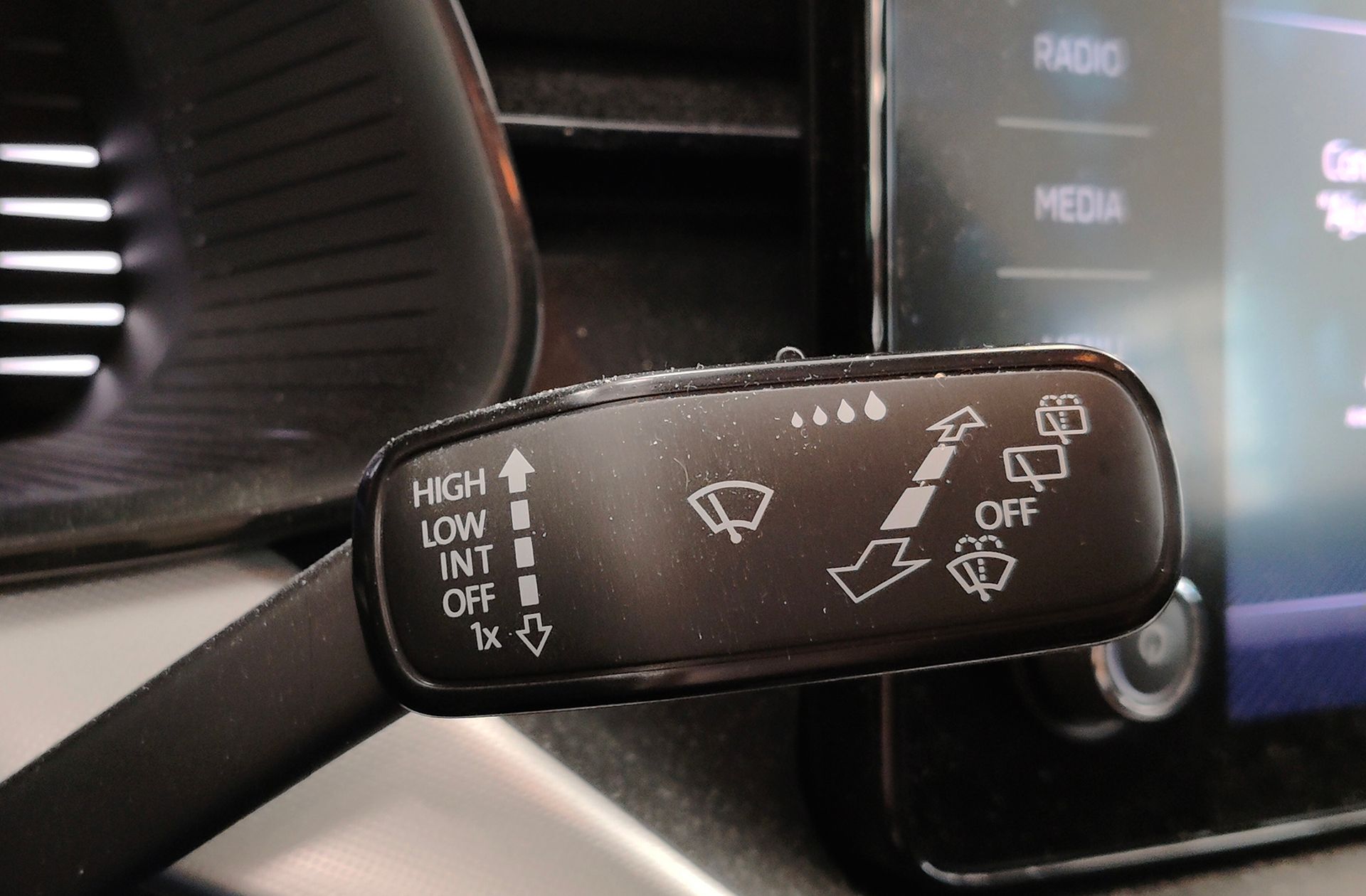 Škoda Kamiq 1.0 TSI Ambition - foto 28