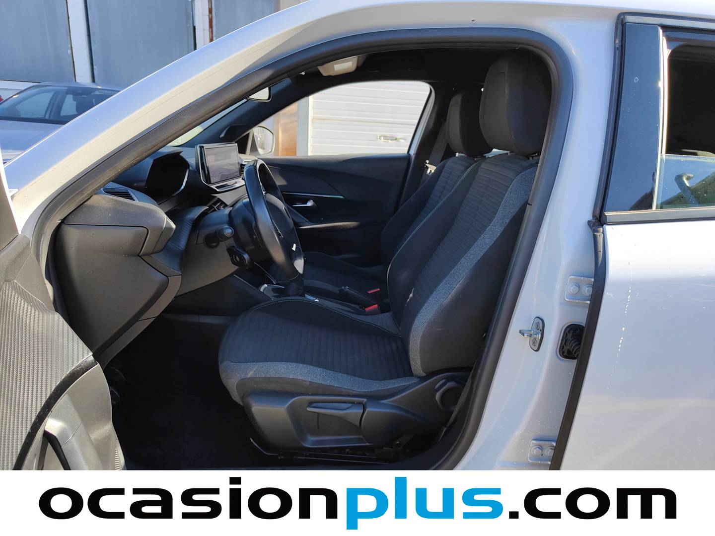 Foto asientos delanteros Peugeot 2008 Peugeot 2008 PureTech 100 S&S Active (100 CV)