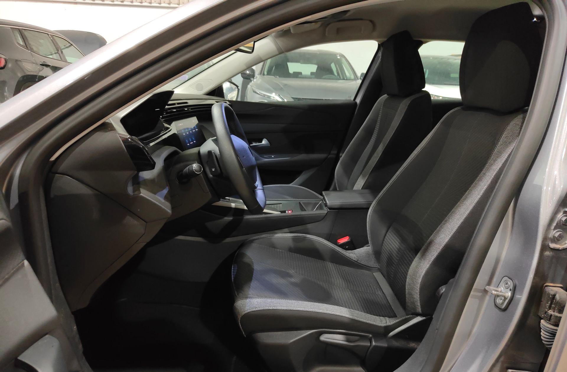Peugeot 308 PureTech 130 Active Pack EAT8 - foto 13