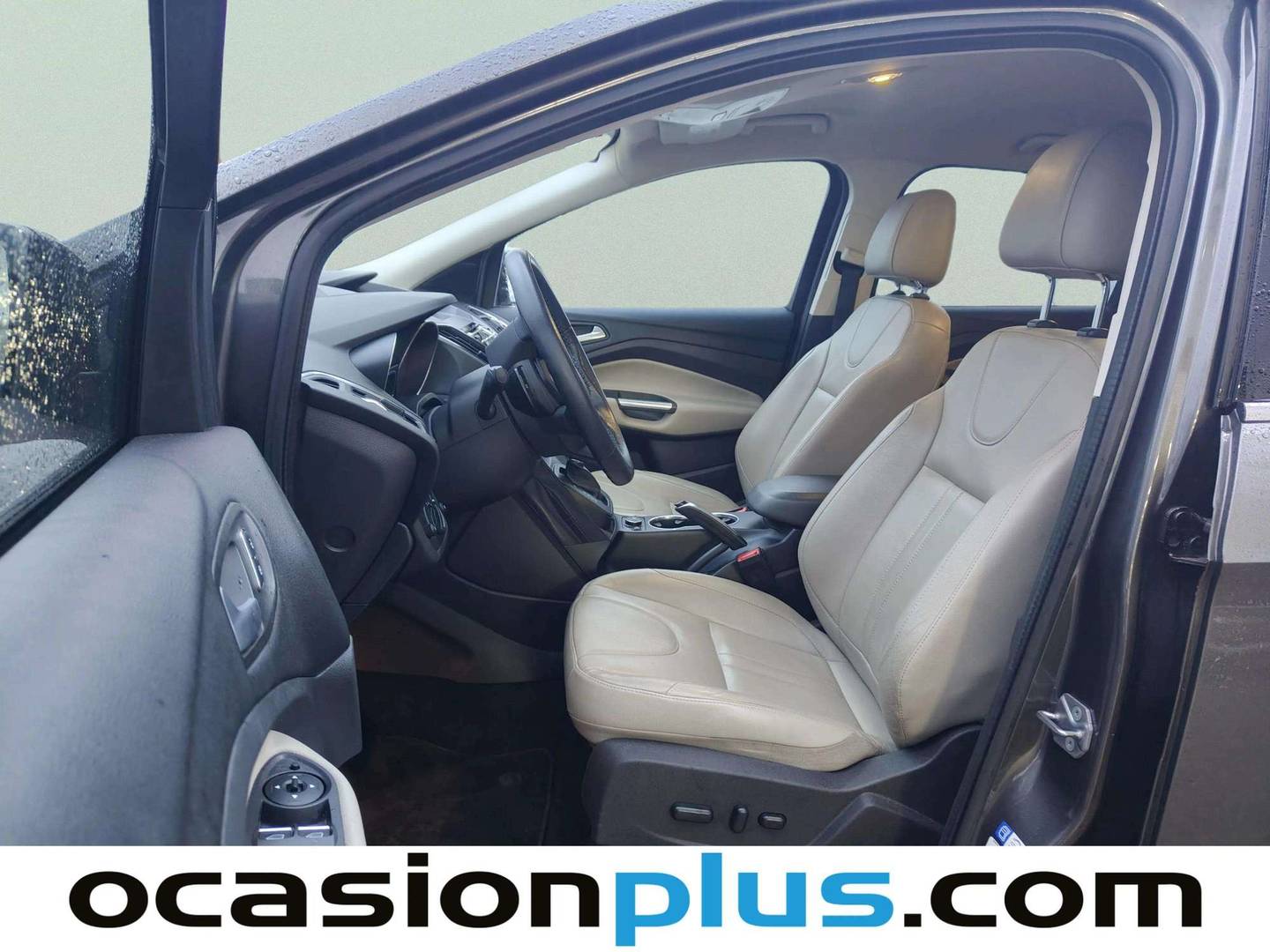 Foto asientos delanteros Ford Kuga Ford Kuga 1.5 EcoBoost S&S Titanium 4x4 Auto (182 CV)