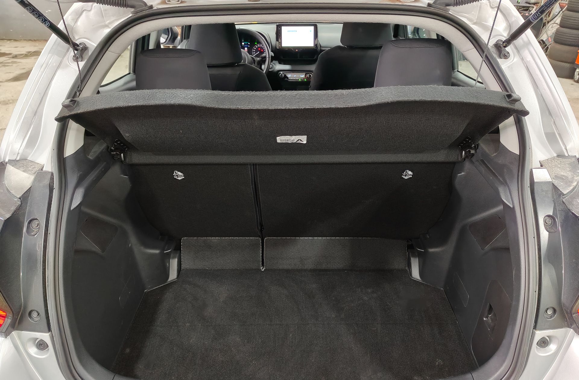 Toyota Yaris 120H Active Plus - foto 15