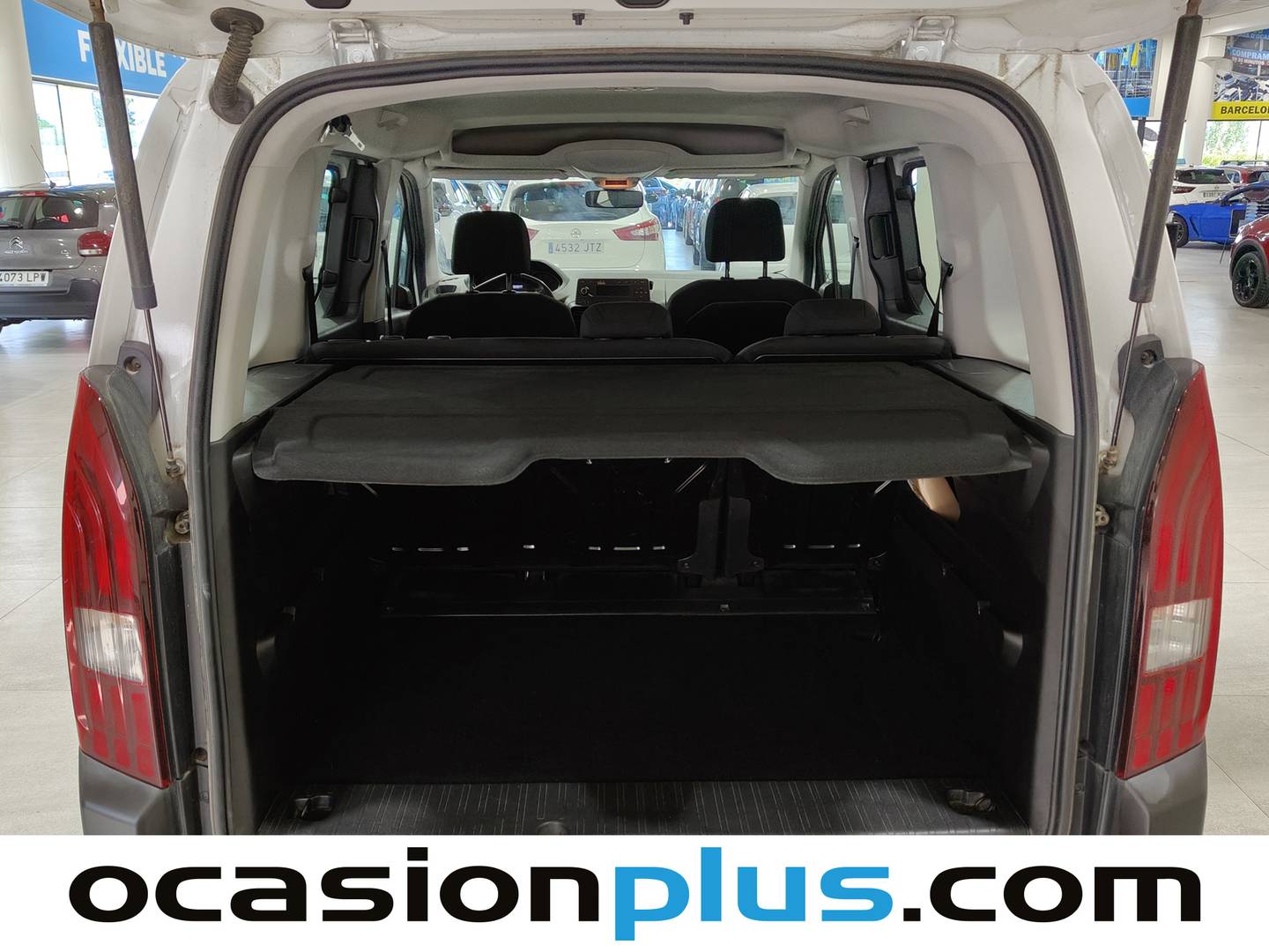 Foto Peugeot Rifter Peugeot Rifter Style Standard PureTech (110 CV)