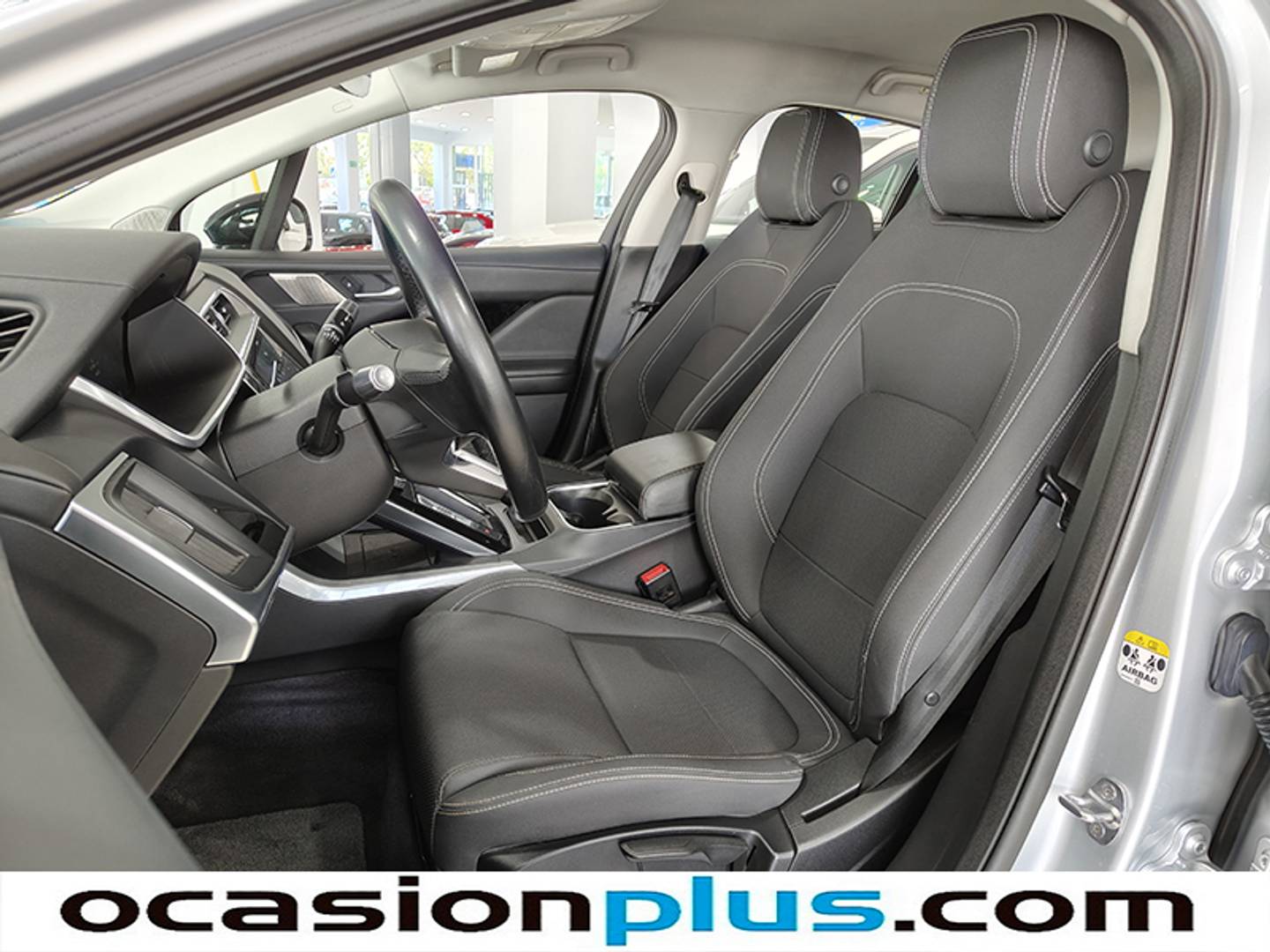 Foto asientos delanteros Jaguar i-Pace Jaguar I-PACE EV400 S 4WD Auto (400 CV)