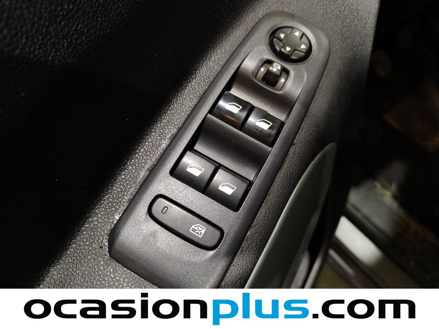 Foto Citroën Berlingo Citroen Berlingo BlueHDi 100 S&S Talla M Shine (102 CV)