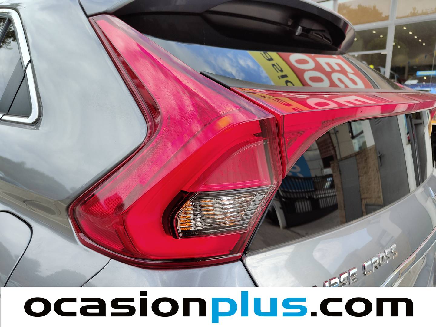 Extras del Mitsubishi Eclipse Cross Mitsubishi Eclipse Cross 150T Motion Black Edition (163 CV)