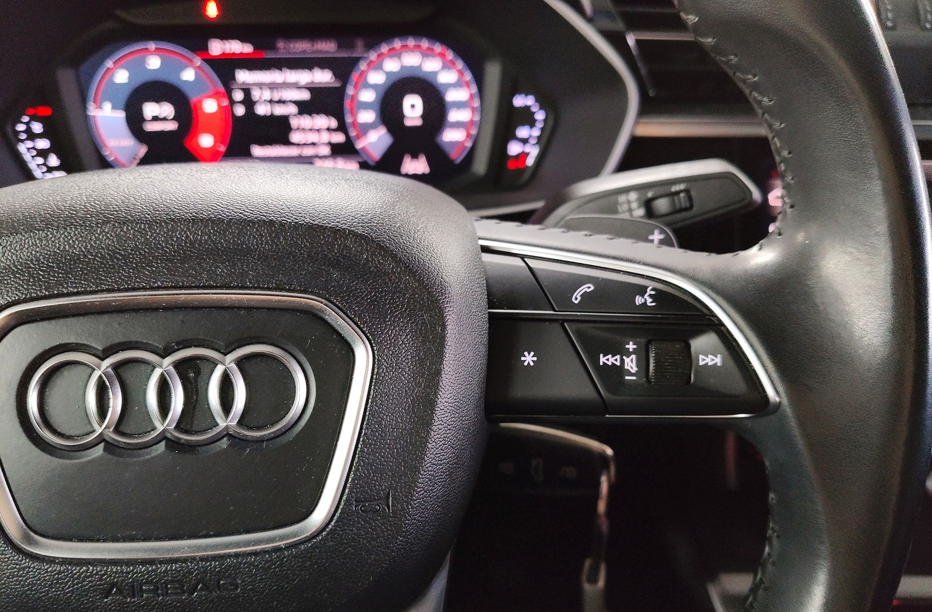 Audi Q3 S line 35 TDI S tronic - foto 28