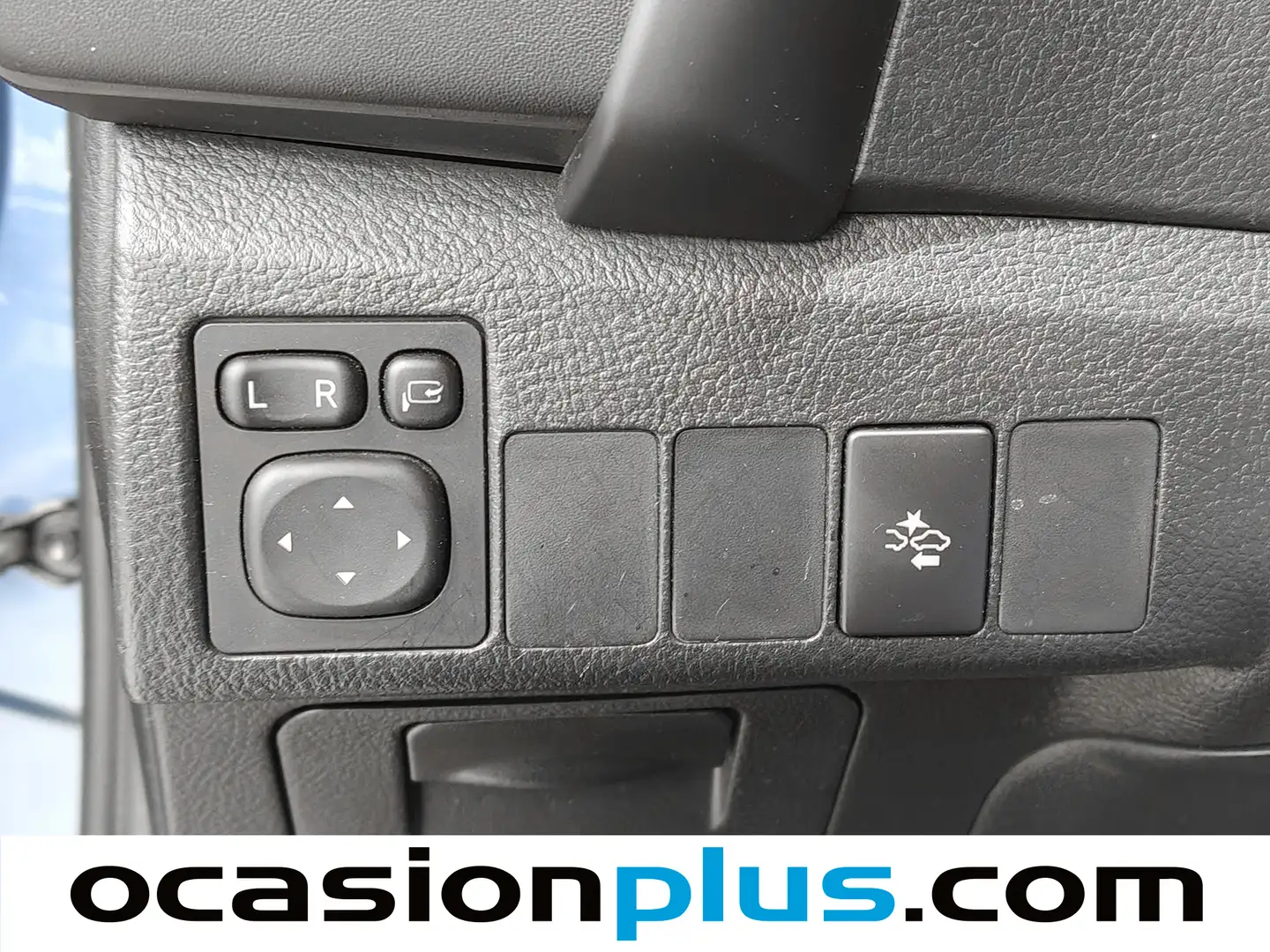 Foto Toyota Auris Toyota Auris 140H Advance Touring Sports (136 CV)