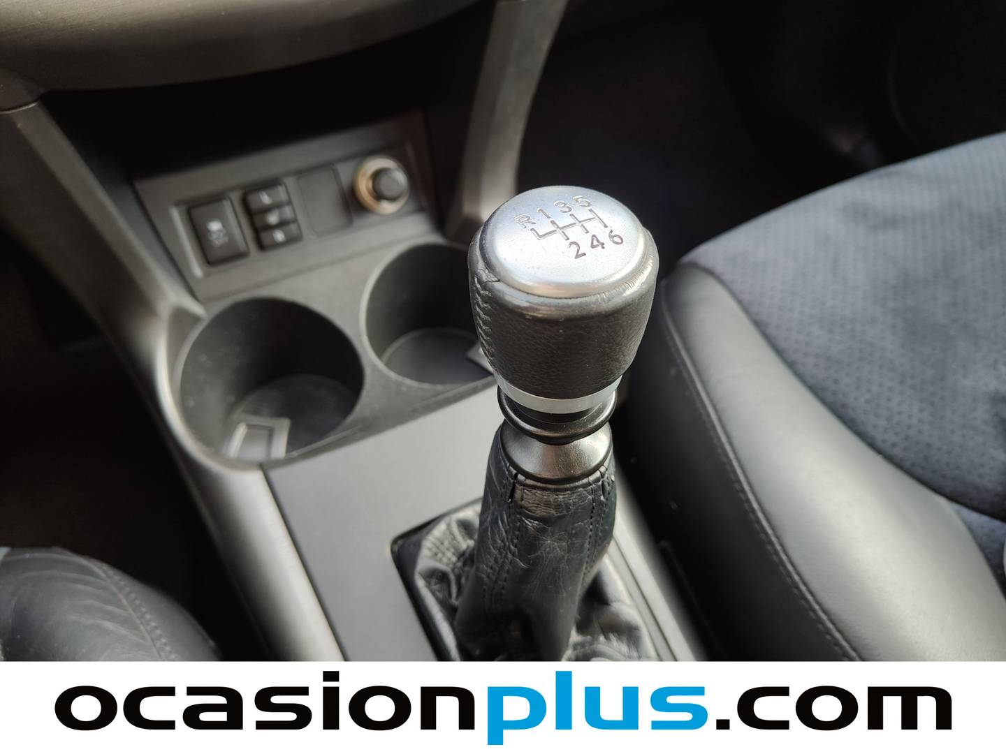 Foto Toyota Rav4 Toyota Rav4 150D Yokubari Cross Sport 4x2 (150 CV)