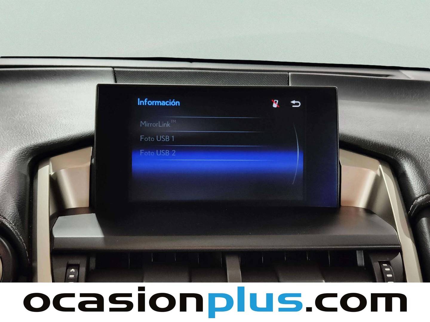 Foto Lexus NX Lexus NX 300h Corporate 2WD (197 CV)