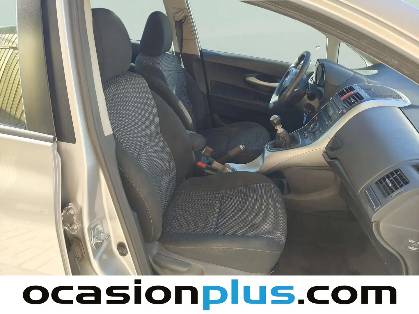 Foto Toyota Auris Toyota Auris 1.4 D-4D Active (90 CV)