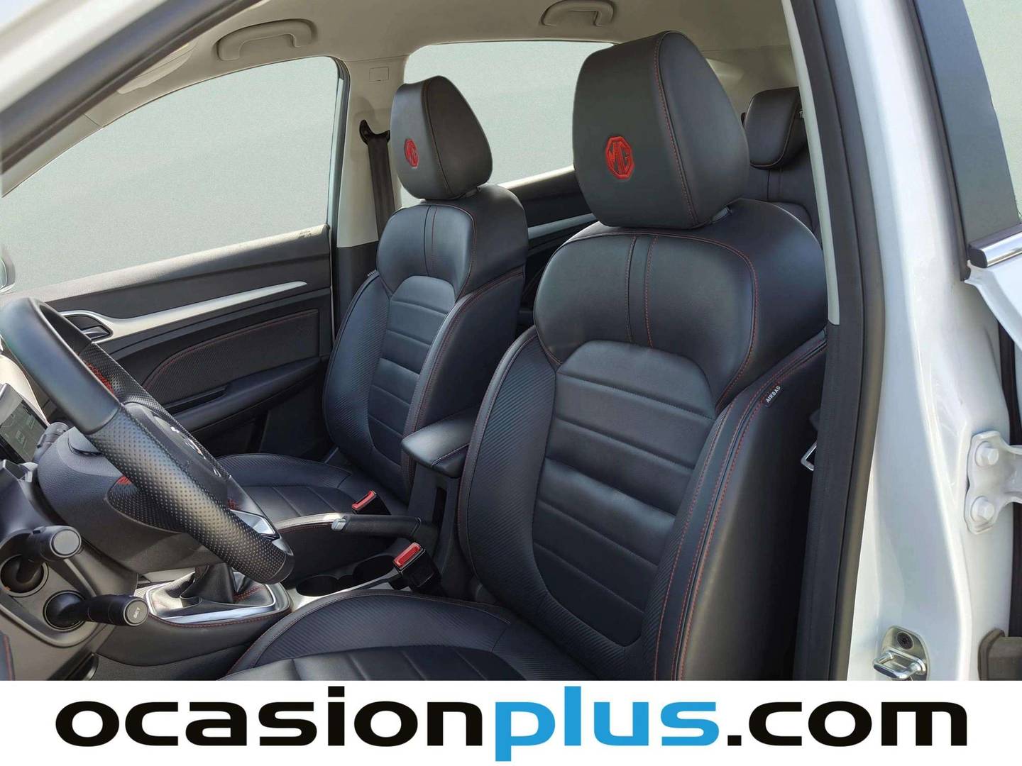 Extras y acabados del MG ZS MG ZS 1.5 Luxury (106 CV)
