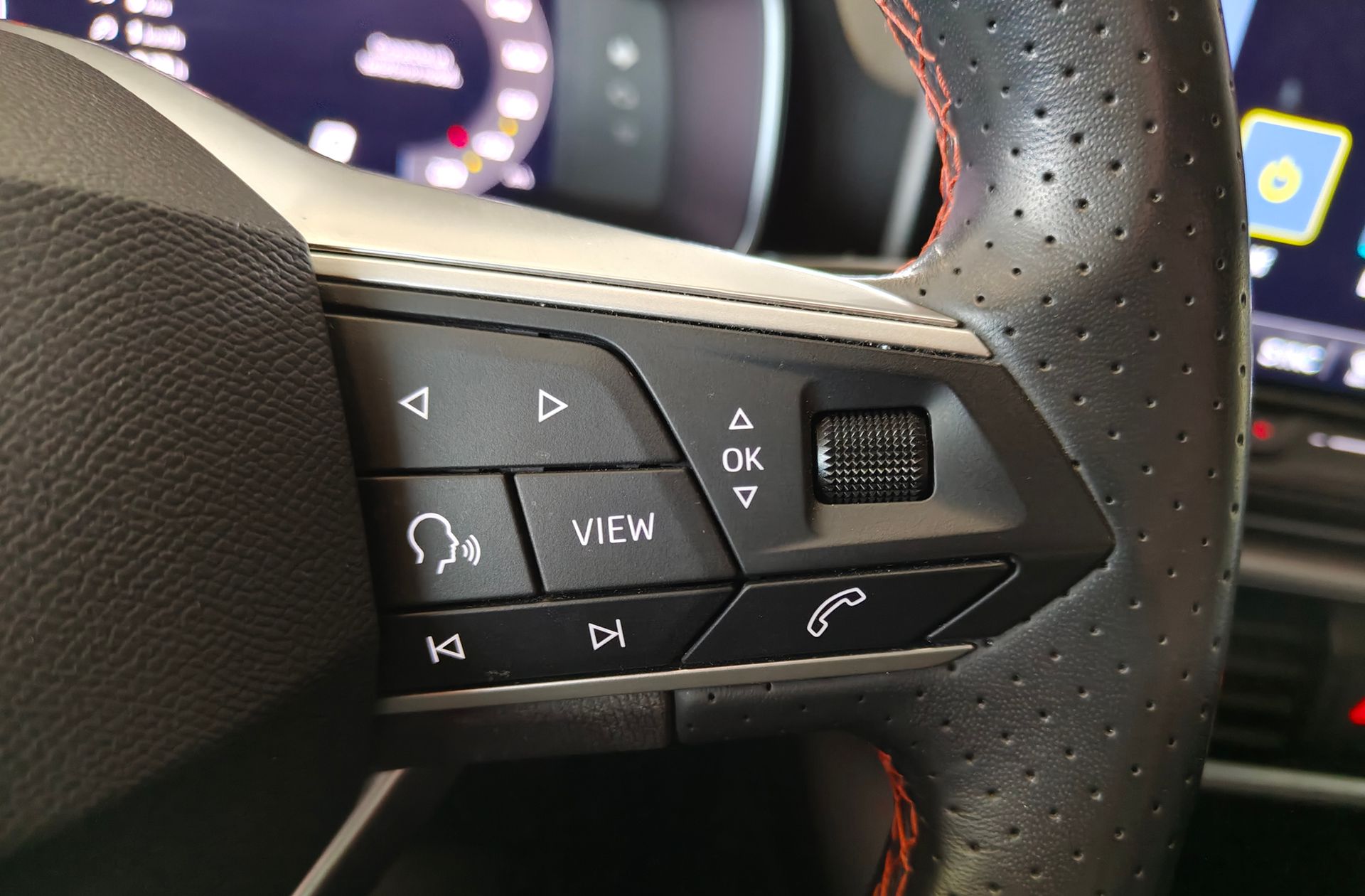 SEAT León 1.5 TSI FR 25 Aniversario - foto 27