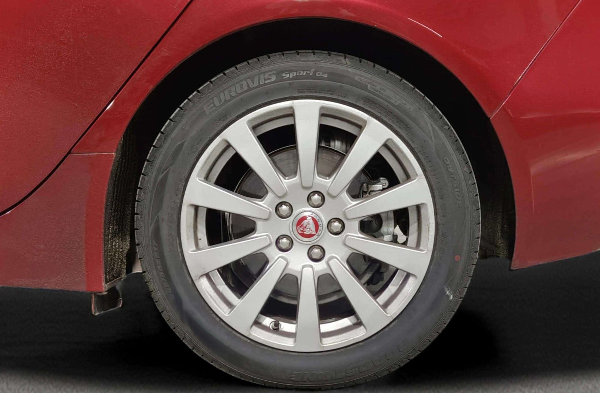 Jaguar XE 2.0 Diesel Pure RWD - foto 40