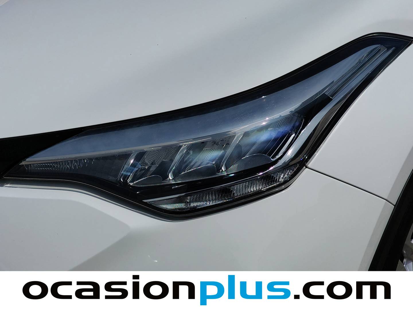 Extras del Toyota C-HR Toyota C-HR 1.8 125H Active (122 CV)