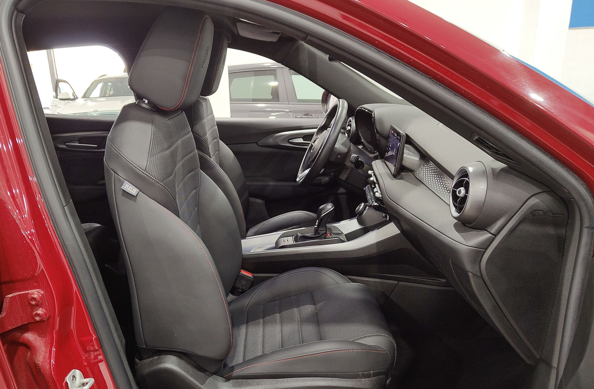 Alfa Romeo Tonale 1.5 MHEV Sprint FWD - foto 20