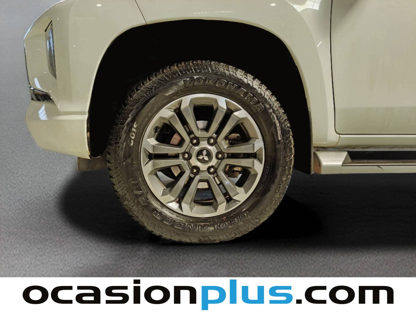 Mitsubishi L200 Mitsubishi L200 220 DI-D Doble Cabina Kaiteki (150 CV) seminuevo