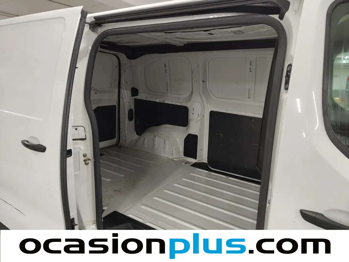 Foto Peugeot Expert Peugeot Expert BlueHDi 120 S&S Pro Standard (120 CV)