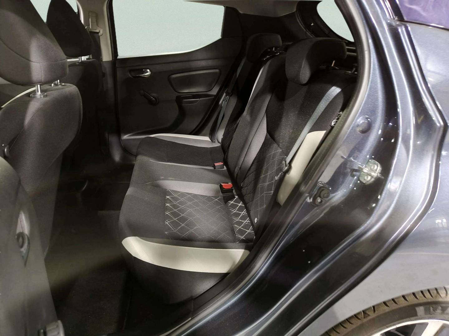 Foto asientos traseros Nissan Micra Nissan Micra 1.5 dCi S&S N-Connecta (90 CV)