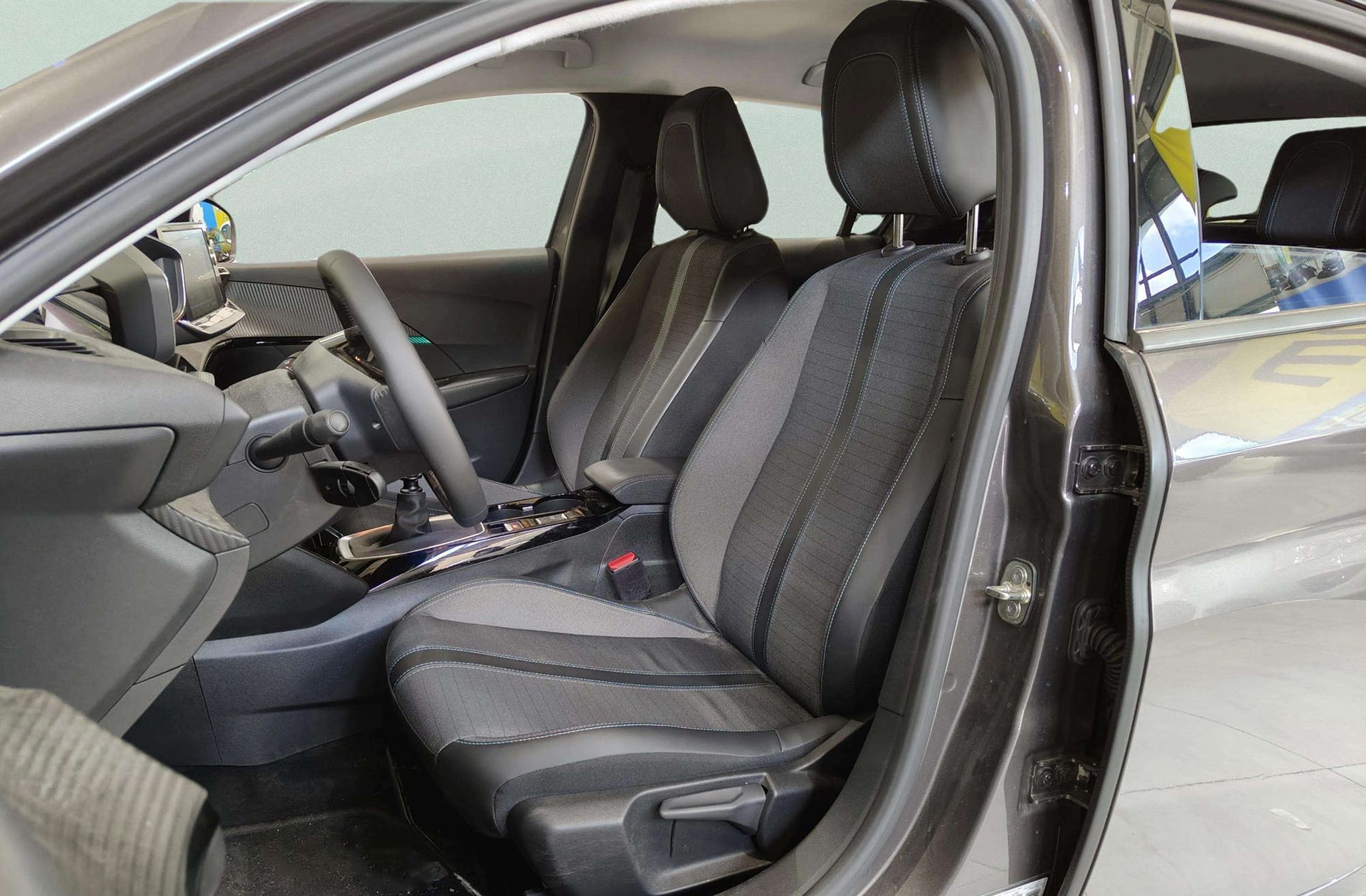 Peugeot 208 PureTech 100 Allure Pack - foto 10