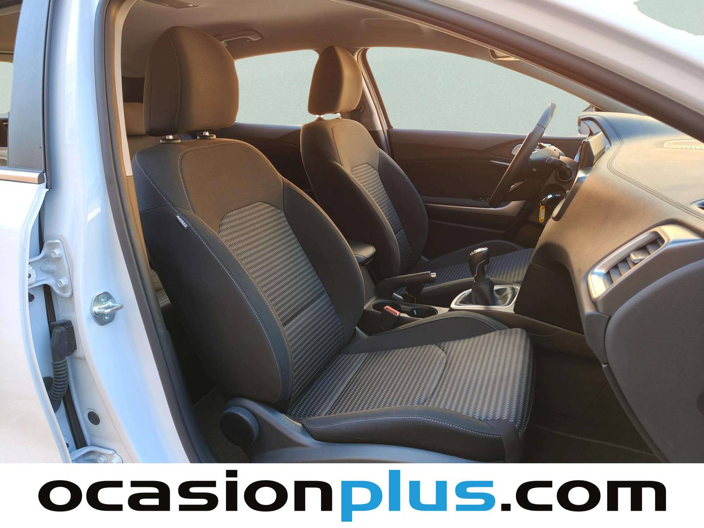 Foto KIA XCeed Kia XCeed 1.0 T-GDi Drive (120 CV)