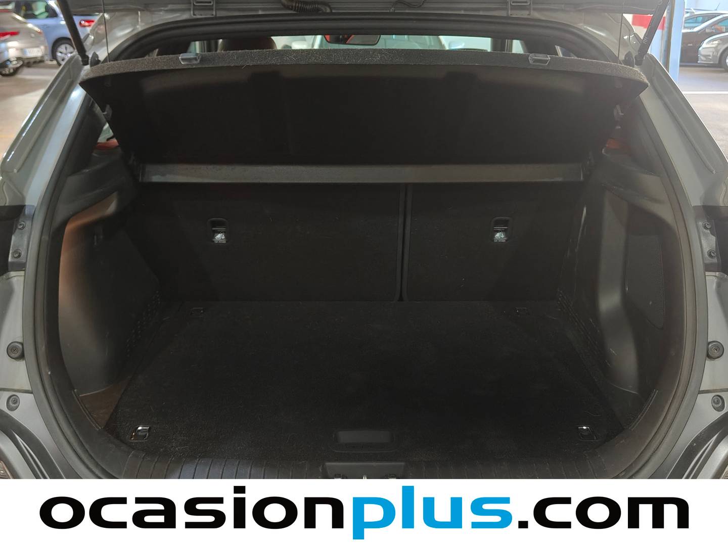 Fotos maletero Hyundai Kona Hyundai Kona 1.6 GDI HEV Tecno Red DT (141 CV)