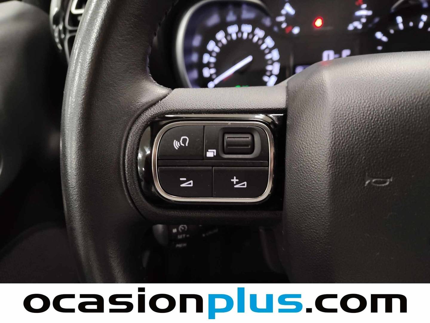 Foto Citroën C3 Aircross Citroen C3 Aircross PureTech 130 Shine Pack EAT6 (131 CV)