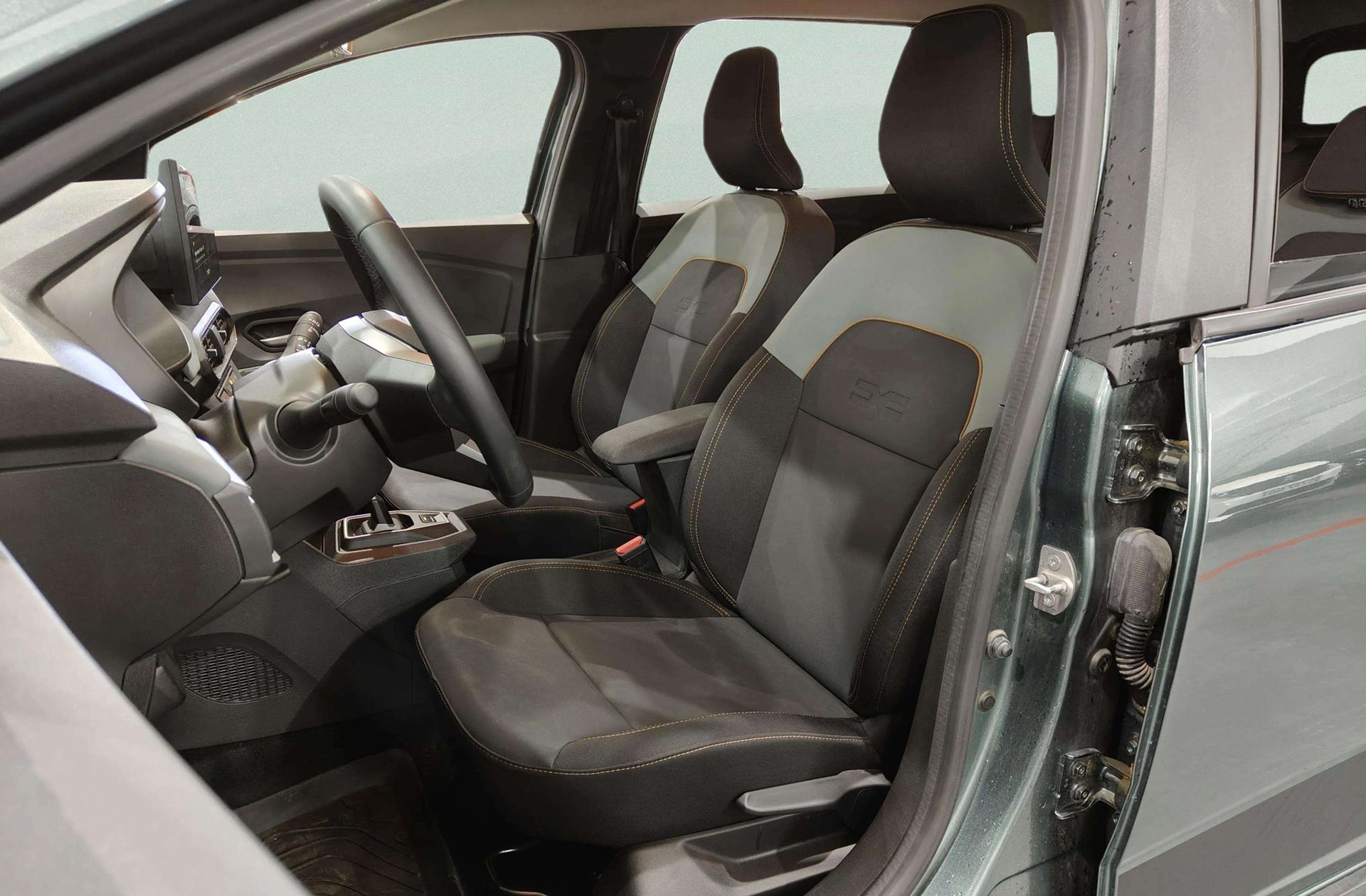 Dacia Jogger Extreme Hybrid 7 plazas - foto 12