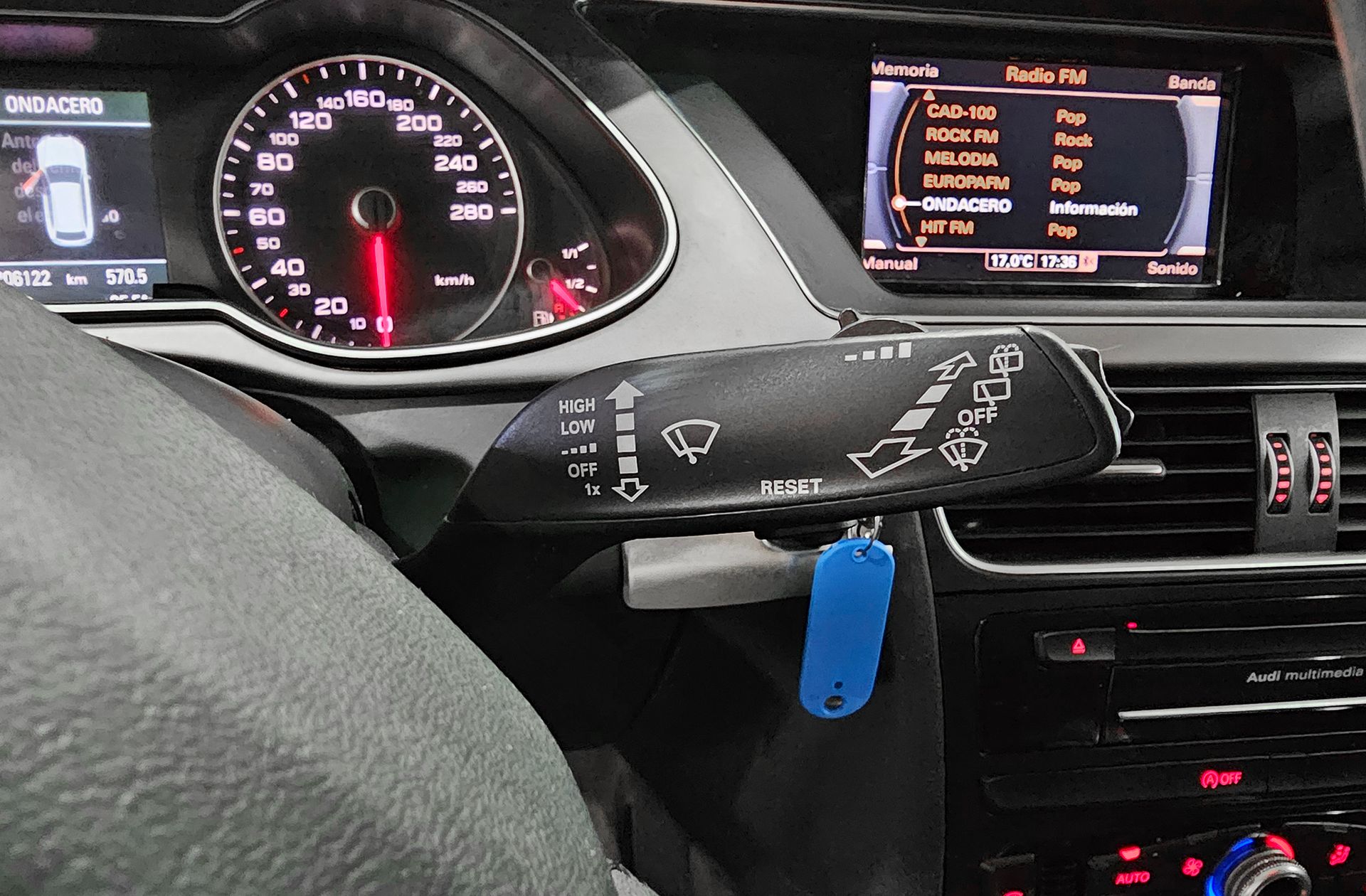 Audi A4 Avant 2.0 TDI multitronic - foto 30