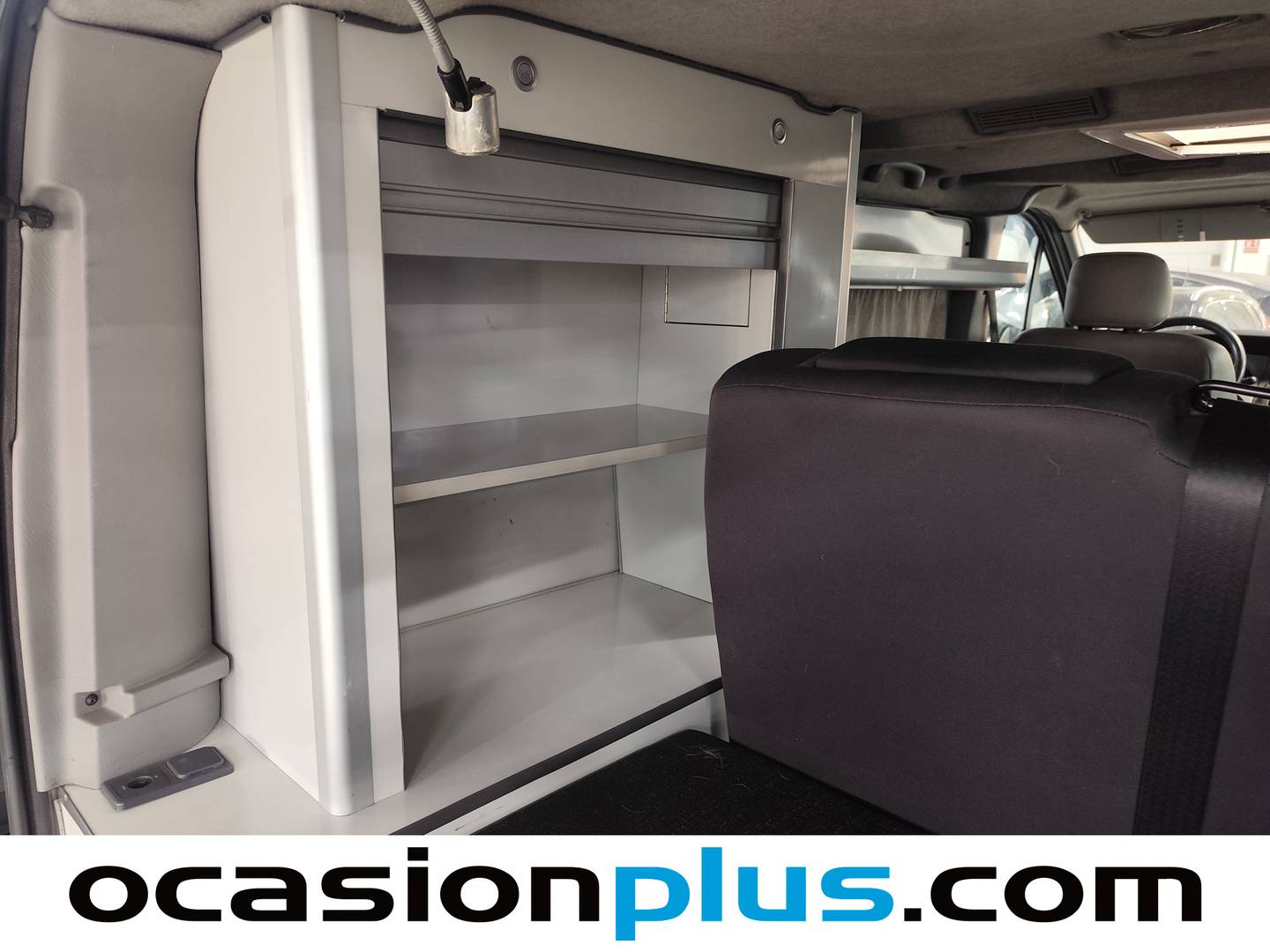 Accesorios del Opel Vivaro Opel Vivaro Combi 2.5 CDTI Corto 2.9t (135 CV) Camperizada 4 Plazas