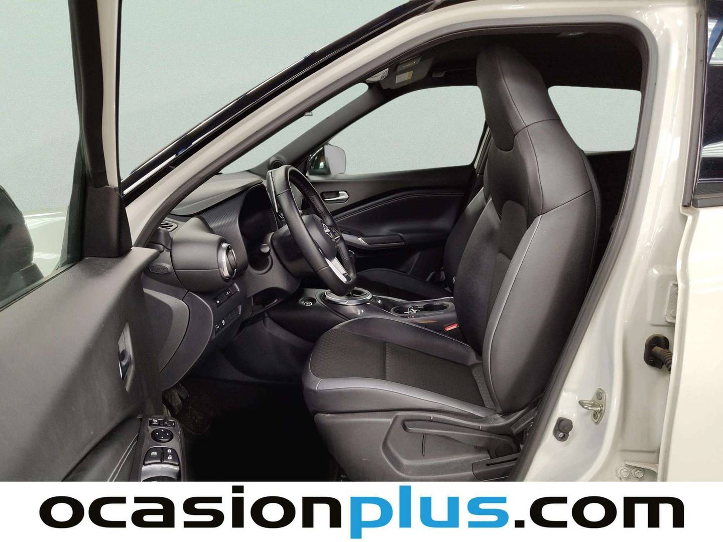 Foto Nissan JUKE Nissan Juke DIG-T 114 N-Design 4X2 (114 CV)