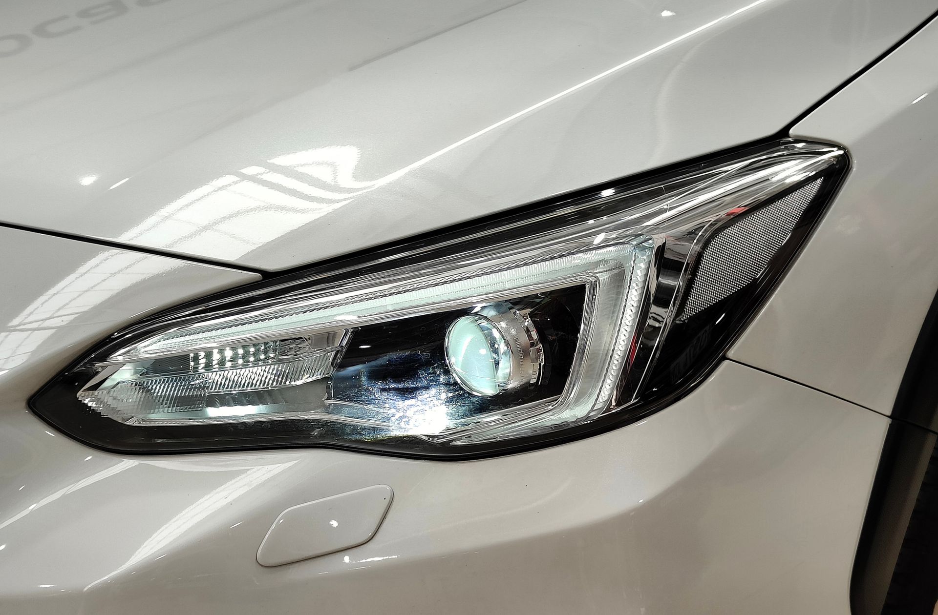Subaru XV 2.0i Hybrid Executive Plus CVT - foto 14