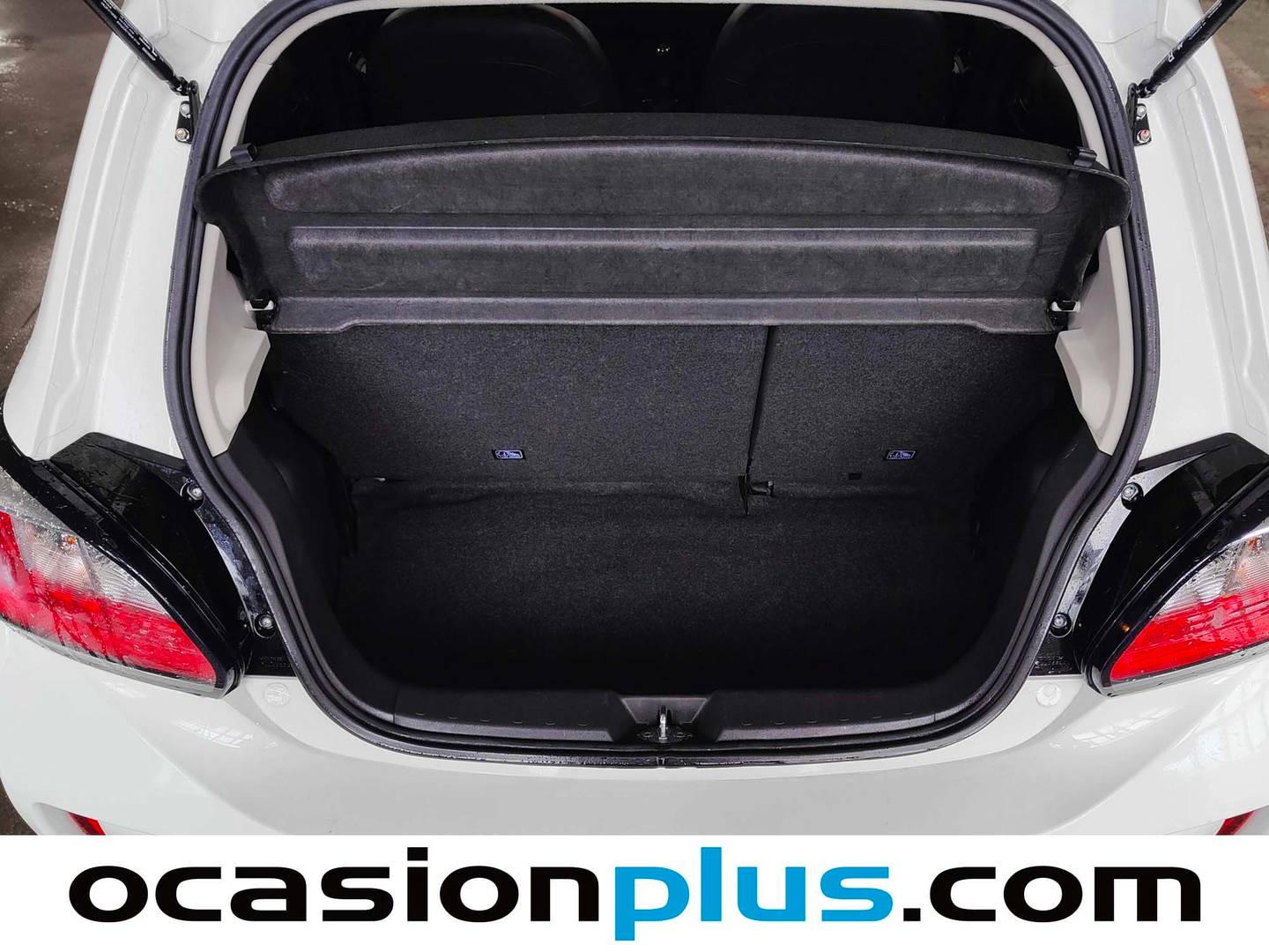 Foto Mitsubishi Space Star Mitsubishi Space Star Star 120 MPI Kaiteki (71 CV)