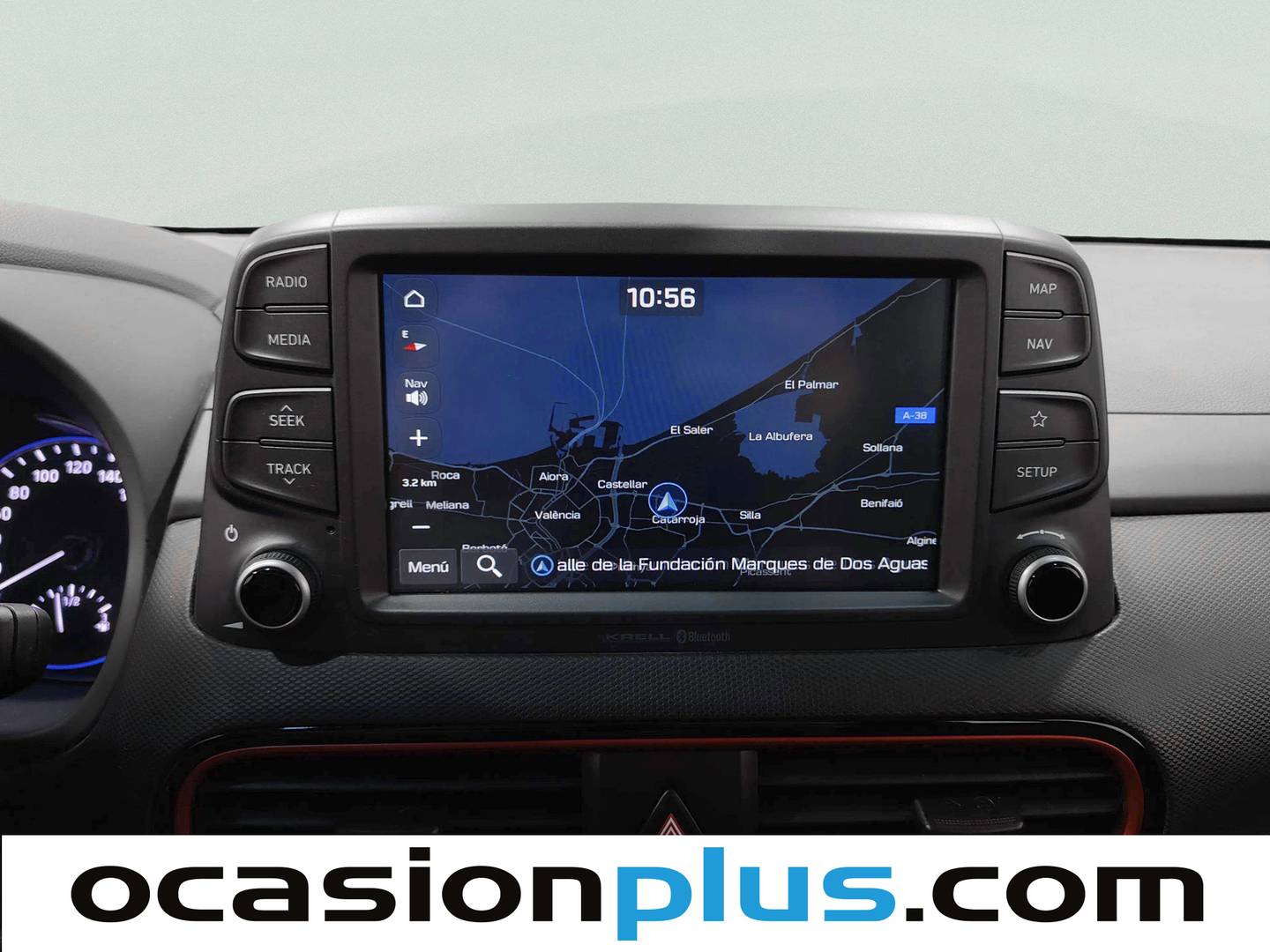 Extras y acabados del Hyundai Kona Hyundai Kona 1.0 TGDi Tecno Red 4x2 (120 CV)