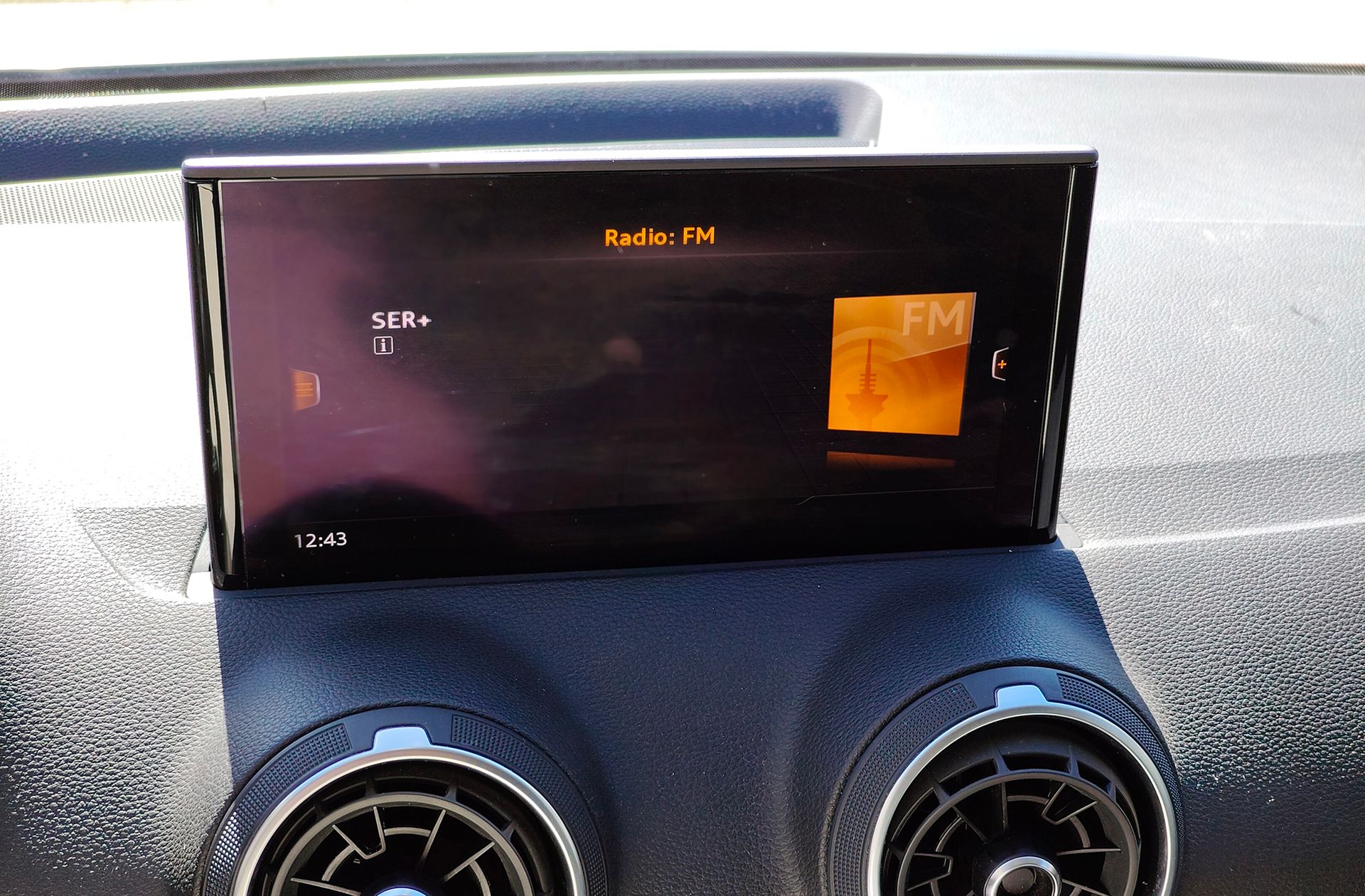 Audi Q2 Advanced 35 TDI S tronic - foto 40