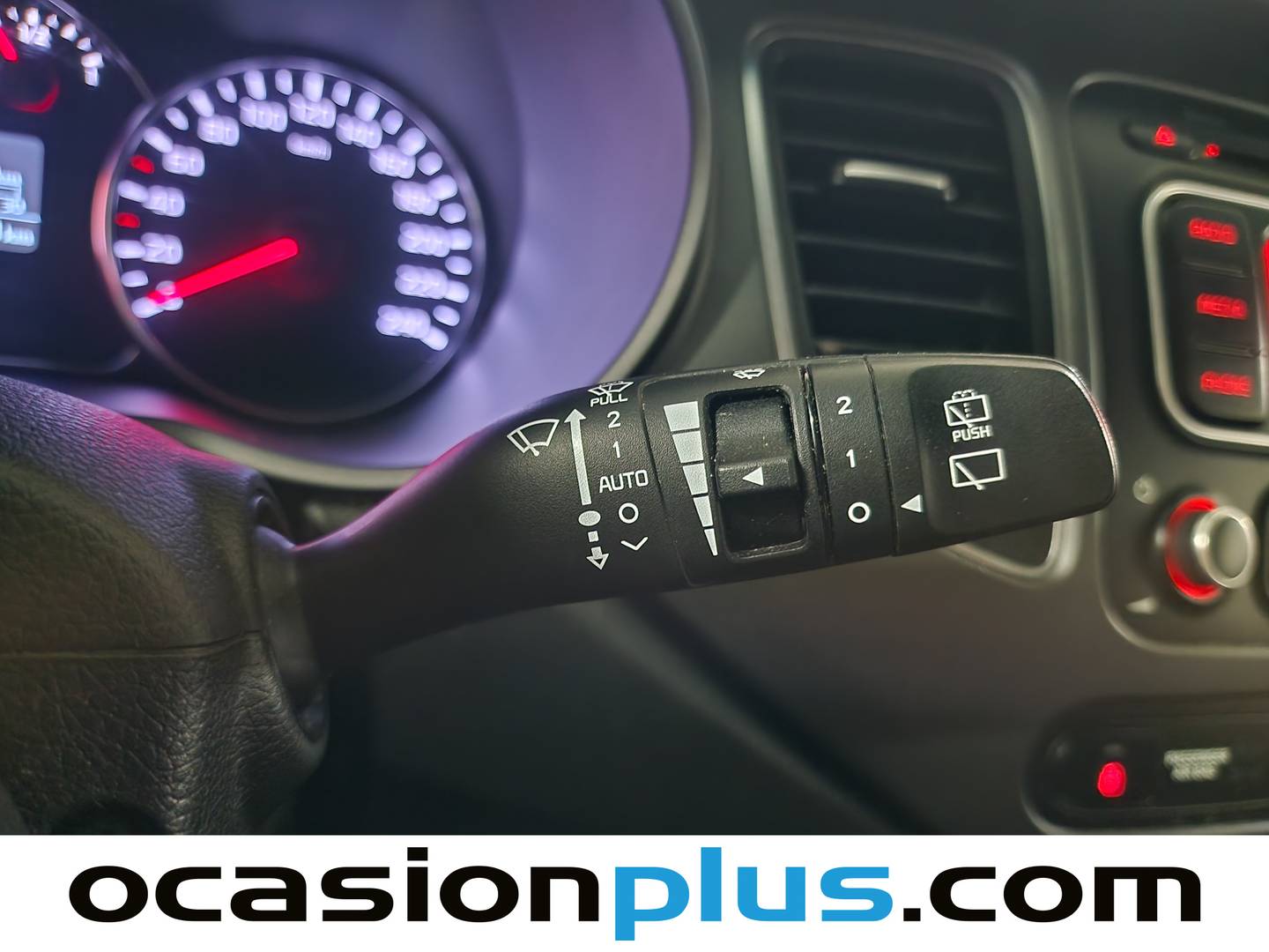 Accesorios del KIA Carens KIA Carens 1.7 CRDi VGT Concept Eco-Dynamics (115 CV) 7 Plazas